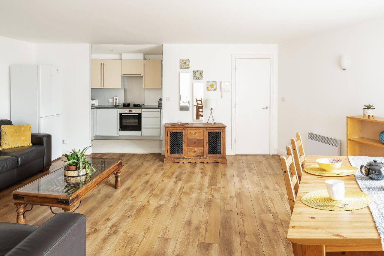 Comfortable And Bright Apartment In Tower Bridge Londres Exterior foto